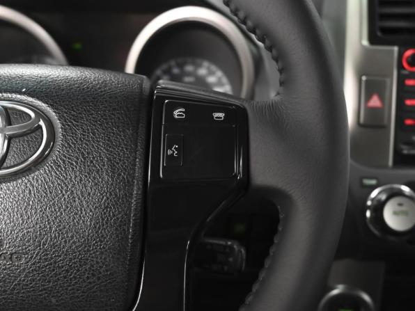 Toyota Land Cruiser Prado 150 Series с пробегом 2013 года, цена 2 919 000 рублей, 211084 км, внедорожник, Автокод Объявления