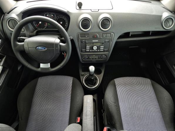 Ford Fusion I Рестайлинг с пробегом 2008 года, цена 459 000 рублей, 232481 км, хэтчбек, Автокод Объявления
