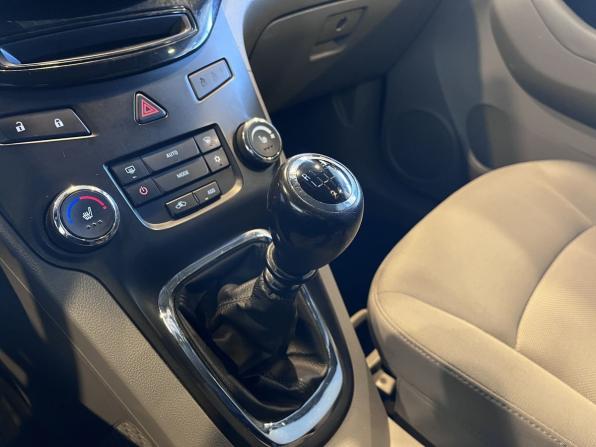 Chevrolet Orlando I с пробегом 2013 года, цена 846 000 рублей, 269337 км, компактвэн, Автокод Объявления