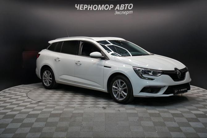 Renault Megane IV с пробегом 2018 года, цена 1 555 000 рублей, 156000 км, универсал, Автокод Объявления