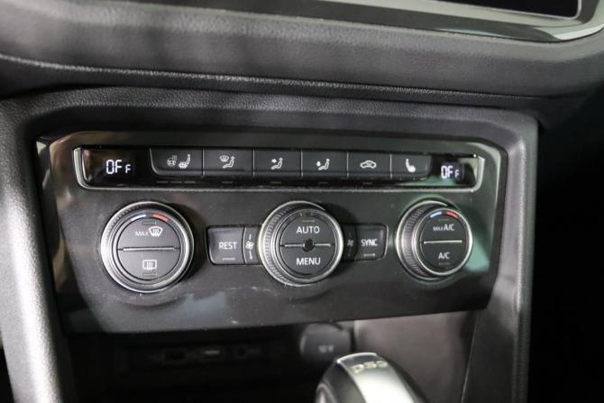 Volkswagen Tiguan II с пробегом 2019 года, цена 2 349 990 рублей, 106889 км, внедорожник, Автокод Объявления