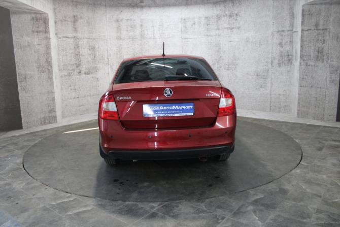 Skoda Rapid I с пробегом 2016 года, цена 1 019 000 рублей, 89834 км, лифтбек, Автокод Объявления