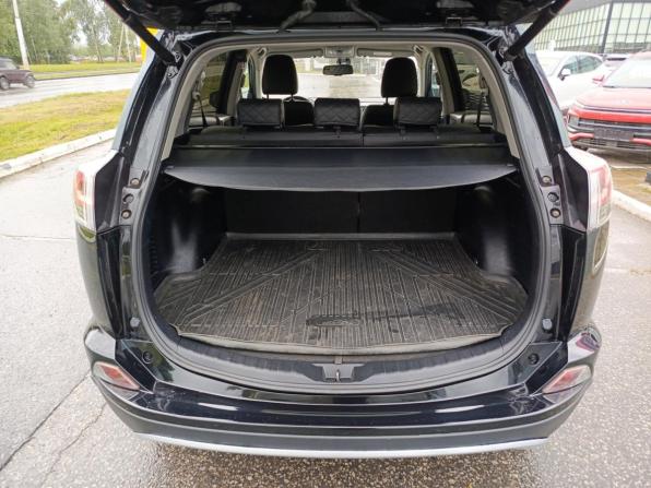 Toyota RAV4 IV (XA40) Рестайлинг с пробегом 2017 года, цена 2 290 000 рублей, 209013 км, внедорожник, Автокод Объявления