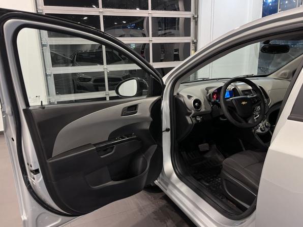 Chevrolet Aveo II с пробегом 2014 года, цена 596 000 рублей, 134718 км, седан, Автокод Объявления