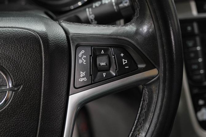 Opel Astra J Рестайлинг с пробегом 2011 года, цена 849 000 рублей, 200000 км, хэтчбек, Автокод Объявления