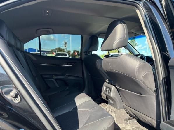 Toyota Camry VIII (XV70) Рестайлинг с пробегом 2021 года, цена 2 830 000 рублей, 142381 км, седан, Автокод Объявления