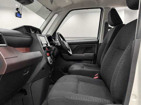 Toyota Tank I с пробегом 2019 года, цена 899 000 рублей, 121577 км, минивэн, Автокод Объявления