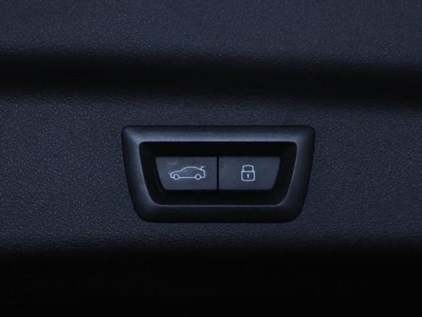BMW X1 III (U11/U12) с пробегом 2024 года, цена 4 850 000 рублей, 10795 км, внедорожник, Автокод Объявления