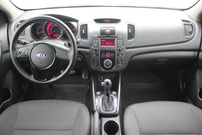 Kia Cerato II с пробегом 2013 года, цена 750 000 рублей, 192234 км, седан, Автокод Объявления
