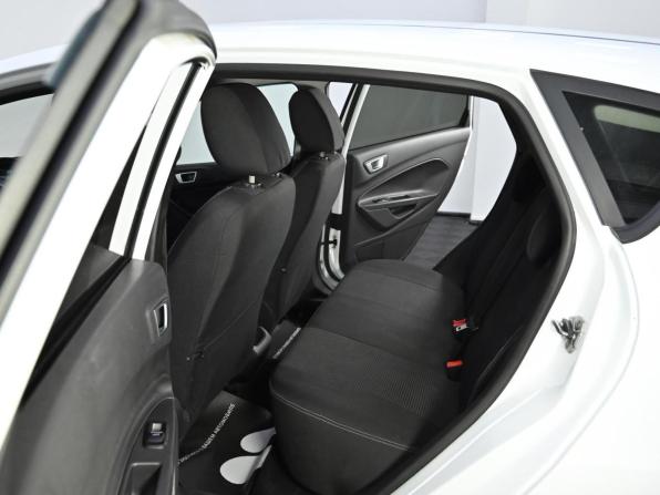 Ford Fiesta Mk6 Рестайлинг с пробегом 2013 года, цена 599 000 рублей, 112000 км, хэтчбек, Автокод Объявления