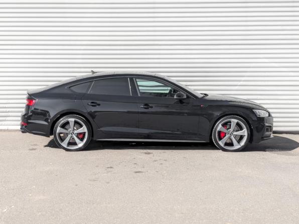 Audi A5 II (F5) Рестайлинг с пробегом 2019 года, цена 3 650 000 рублей, 136931 км, лифтбек, Автокод Объявления
