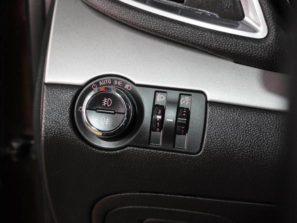 Opel Mokka I с пробегом 2014 года, цена 949 000 рублей, 184262 км, внедорожник, Автокод Объявления
