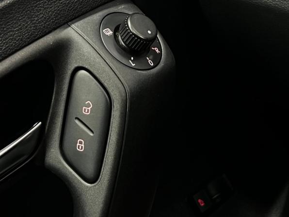 Volkswagen Polo V Рестайлинг с пробегом 2019 года, цена 1 247 000 рублей, 115469 км, седан, Автокод Объявления