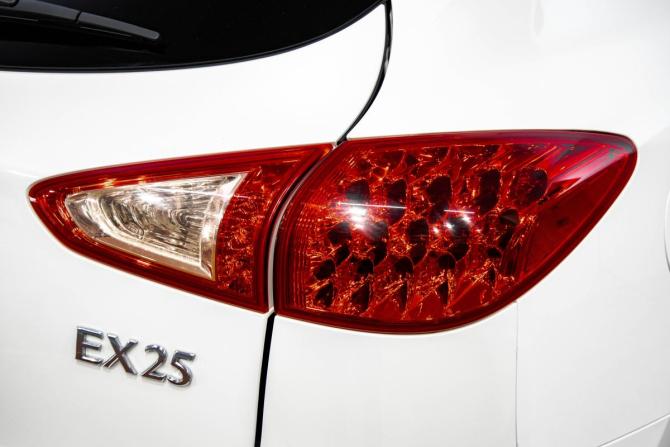 Infiniti EX I (J50) с пробегом 2011 года, цена 1 649 000 рублей, 169000 км, внедорожник, Автокод Объявления