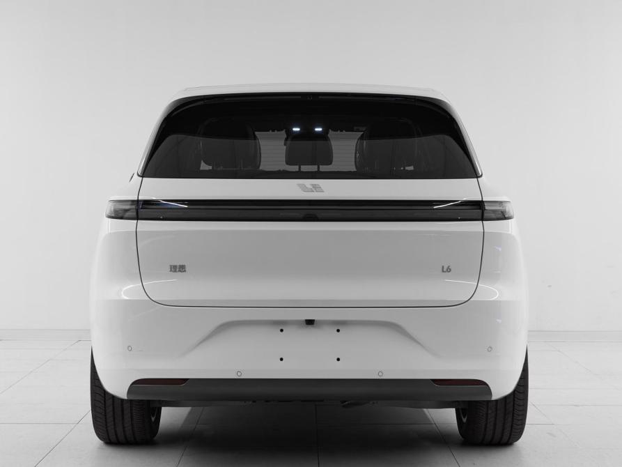 Li Auto (Lixiang) L6 Москва  - изображение 5
