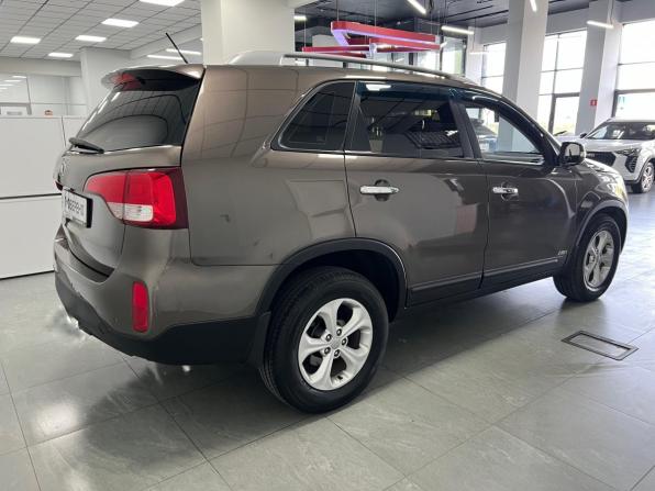 Kia Sorento II Рестайлинг с пробегом 2015 года, цена 1 699 000 рублей, 177000 км, внедорожник, Автокод Объявления