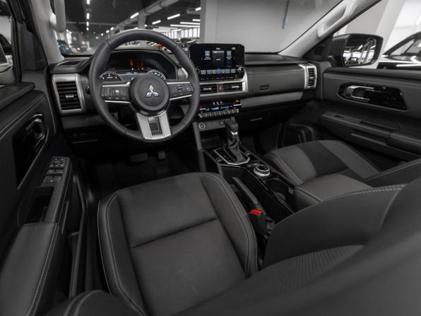 Mitsubishi L200 VI с пробегом 2026 года, цена 5 600 000 рублей, 35 км, пикап, Автокод Объявления