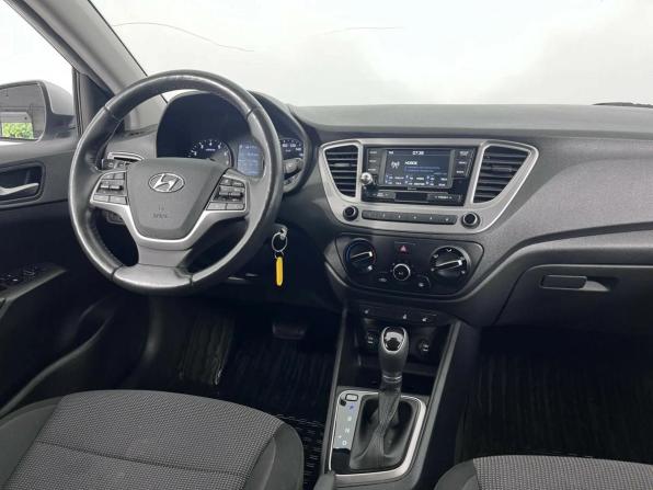 Hyundai Solaris II с пробегом 2019 года, цена 1 435 000 рублей, 69950 км, седан, Автокод Объявления