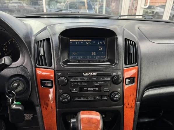 Lexus RX I с пробегом 2002 года, цена 800 000 рублей, 246565 км, внедорожник, Автокод Объявления