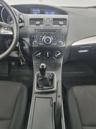 Mazda 3 II (BL) Рестайлинг с пробегом 2012 года, цена 605 000 рублей, 298000 км, седан, Автокод Объявления