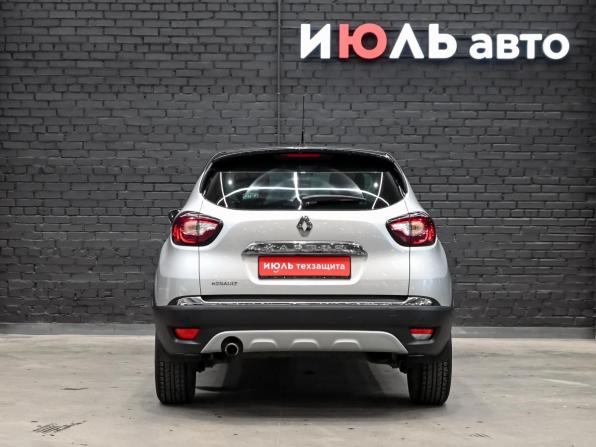 Renault Kaptur I с пробегом 2017 года, цена 1 340 000 рублей, 140725 км, внедорожник, Автокод Объявления