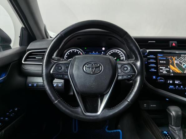 Toyota Camry VIII (XV70) с пробегом 2019 года, цена 1 847 000 рублей, 343010 км, седан, Автокод Объявления