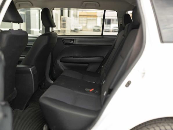 Toyota Corolla XI (E160 E170) Рестайлинг 2 с пробегом 2018 года, цена 1 300 000 рублей, 77832 км, универсал, Автокод Объявления