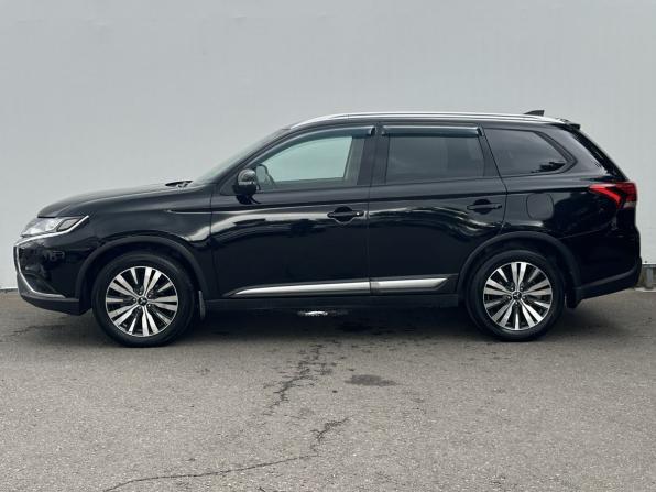 Mitsubishi Outlander III Рестайлинг 3 с пробегом 2021 года, цена 1 950 000 рублей, 130000 км, внедорожник, Автокод Объявления