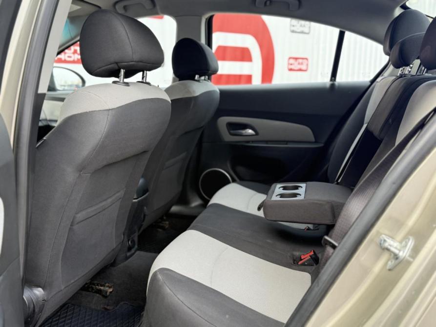 Chevrolet Cruze I Санкт-Петербург  - изображение 8
