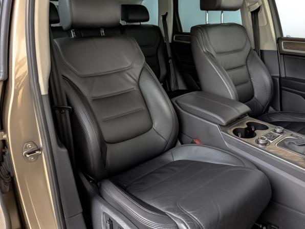 Volkswagen Touareg II Рестайлинг с пробегом 2016 года, цена 3 100 000 рублей, 94340 км, внедорожник, Автокод Объявления