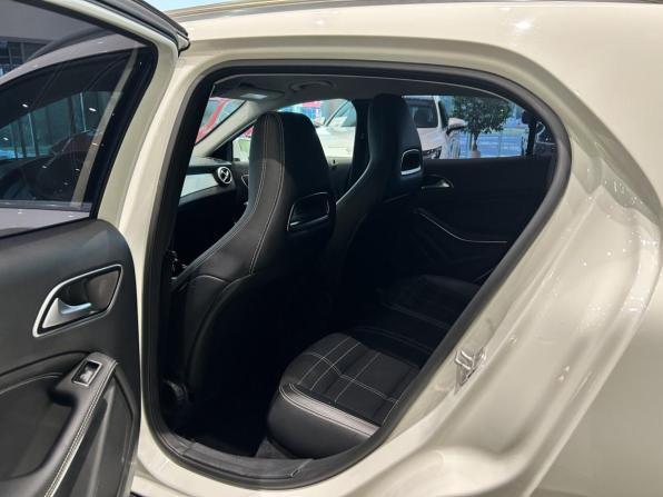 Mercedes-Benz GLA I (X156) с пробегом 2016 года, цена 1 859 000 рублей, 123092 км, внедорожник, Автокод Объявления