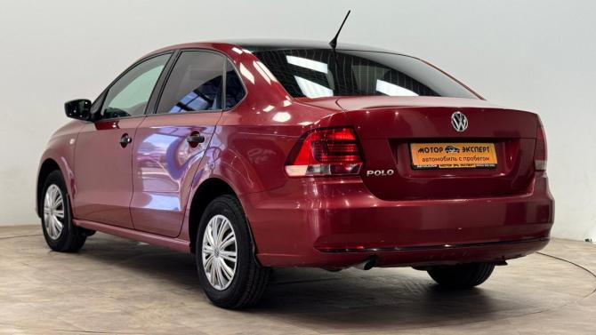 Volkswagen Polo V Рестайлинг с пробегом 2015 года, цена 660 000 рублей, 100374 км, седан, Автокод Объявления