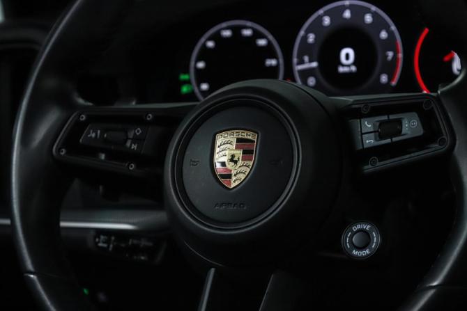 Porsche Cayenne III Рестайлинг с пробегом 2023 года, цена 10 999 900 рублей, 34110 км, внедорожник, Автокод Объявления