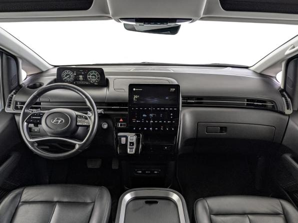 Hyundai Staria I с пробегом 2021 года, цена 4 805 000 рублей, 95926 км, минивэн, Автокод Объявления