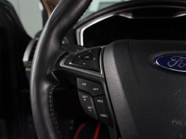 Ford Fusion (North America) II Рестайлинг с пробегом 2017 года, цена 1 199 000 рублей, 218995 км, седан, Автокод Объявления
