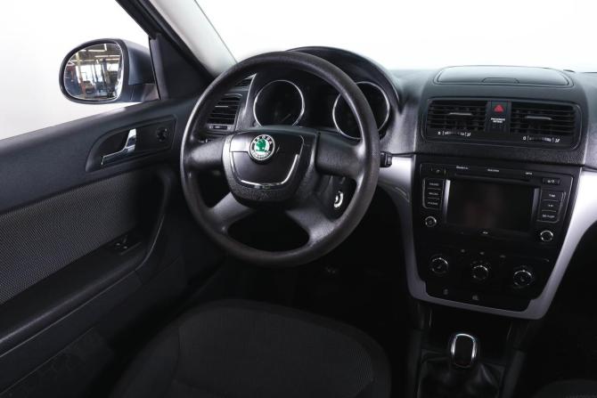 Skoda Yeti I с пробегом 2011 года, цена 1 009 000 рублей, 220000 км, внедорожник, Автокод Объявления
