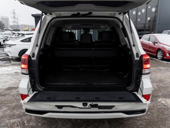 Toyota Land Cruiser 200 Series Рестайлинг 2 с пробегом 2017 года, цена 5 900 000 рублей, 197309 км, внедорожник, Автокод Объявления