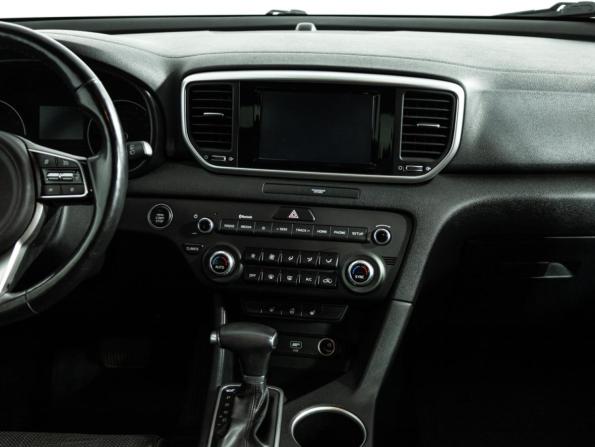 Kia Sportage IV Рестайлинг с пробегом 2018 года, цена 2 099 700 рублей, 132172 км, внедорожник, Автокод Объявления