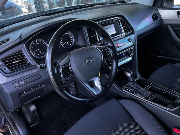 Hyundai Sonata VII (LF) Рестайлинг с пробегом 2017 года, цена 1 849 000 рублей, 94154 км, седан, Автокод Объявления