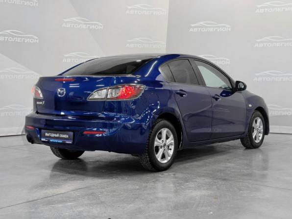 Mazda 3 II (BL) Рестайлинг с пробегом 2013 года, цена 900 000 рублей, 122100 км, седан, Автокод Объявления