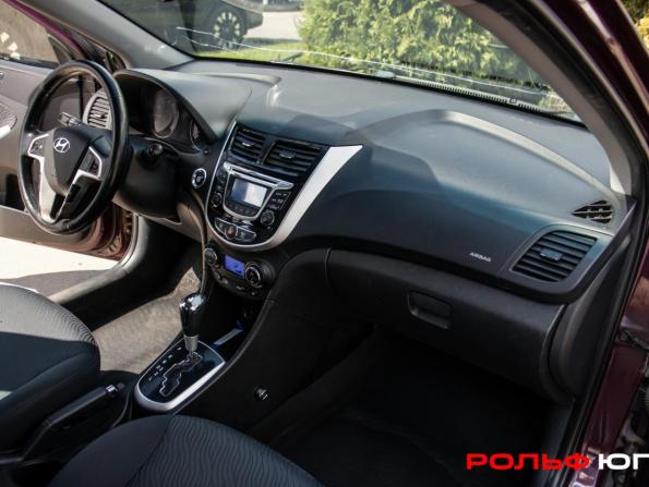 Hyundai Solaris I с пробегом 2013 года, цена 768 000 рублей, 171701 км, седан, Автокод Объявления