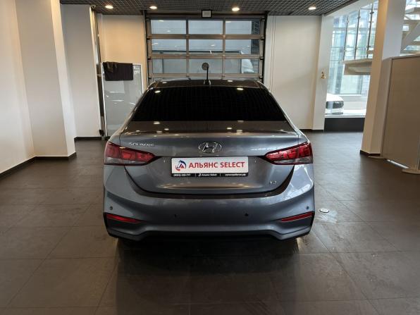 Hyundai Solaris II с пробегом 2018 года, цена 1 254 000 рублей, 138926 км, седан, Автокод Объявления