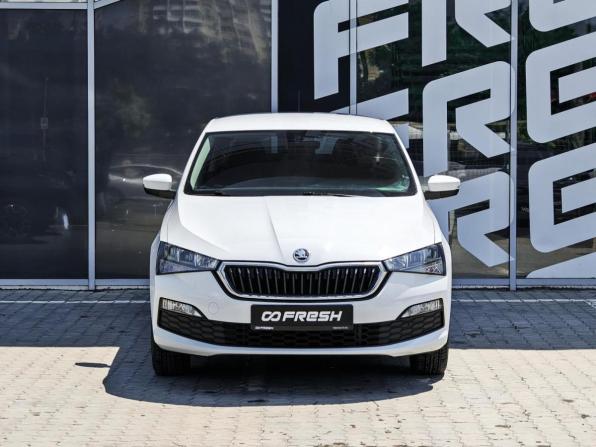 Skoda Rapid II с пробегом 2021 года, цена 1 630 000 рублей, 47596 км, лифтбек, Автокод Объявления