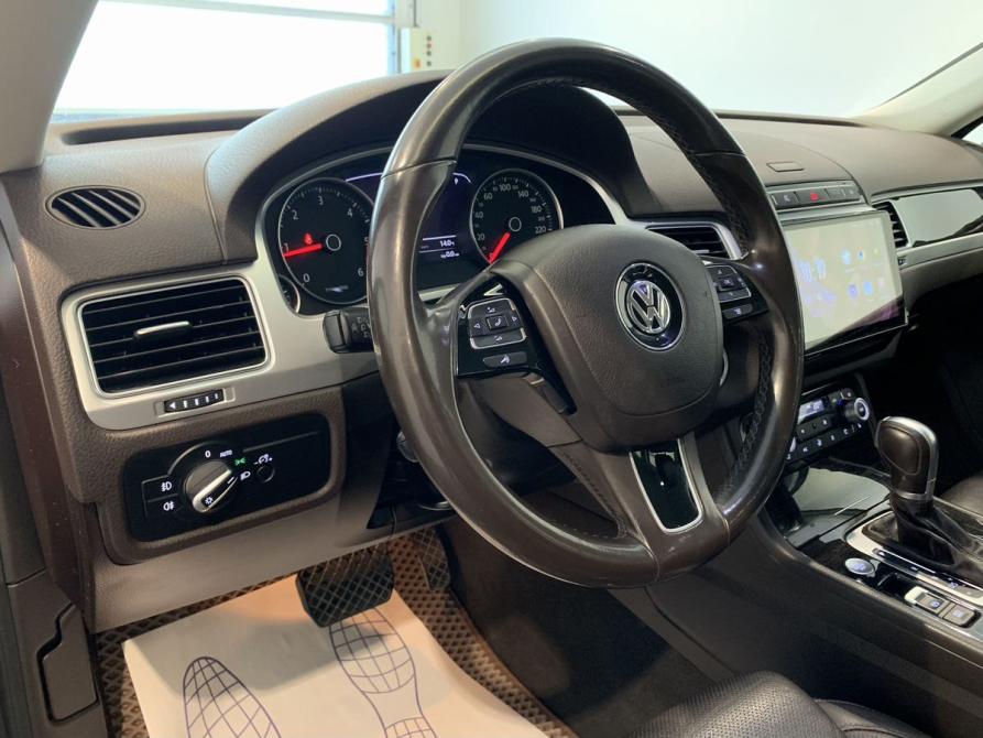 Volkswagen Touareg II Рестайлинг Санкт-Петербург  - изображение 13