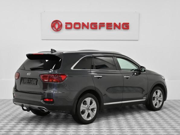 Kia Sorento III Prime Рестайлинг с пробегом 2018 года, цена 1 679 000 рублей, 88000 км, внедорожник, Автокод Объявления