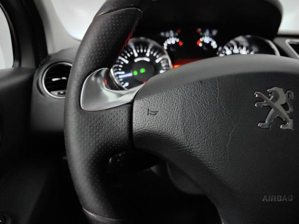 Peugeot 3008 I Рестайлинг с пробегом 2014 года, цена 725 000 рублей, 230726 км, внедорожник, Автокод Объявления