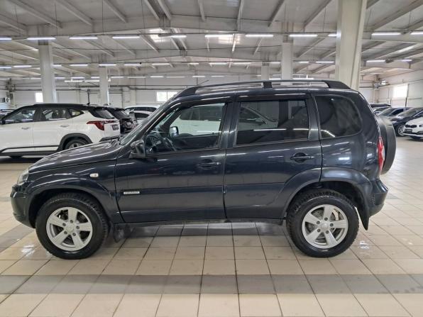 Chevrolet Niva I Рестайлинг с пробегом 2017 года, цена 669 000 рублей, 108447 км, внедорожник, Автокод Объявления