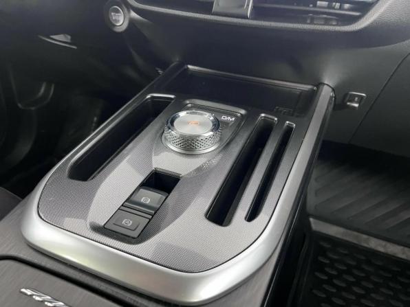 Haval Jolion I с пробегом 2021 года, цена 1 600 000 рублей, 67427 км, внедорожник, Автокод Объявления