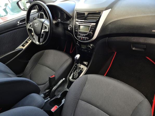 Hyundai Solaris I с пробегом 2012 года, цена 749 000 рублей, 229386 км, седан, Автокод Объявления