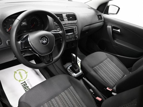 Volkswagen Polo V Рестайлинг с пробегом 2015 года, цена 1 195 000 рублей, 56327 км, седан, Автокод Объявления